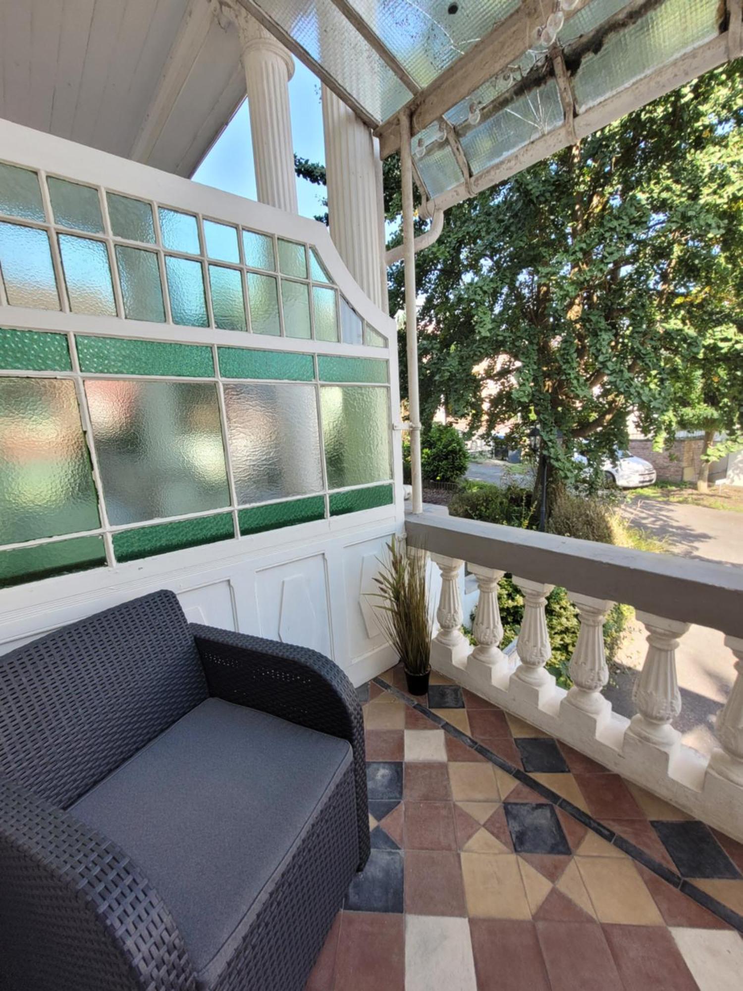 Stay Studio 1 Zentral Balkon Parkplatz 바트피르몬트 외부 사진